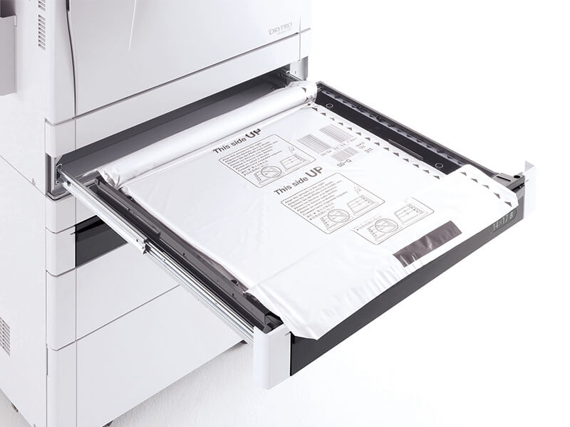 D873 is compact three-tray model