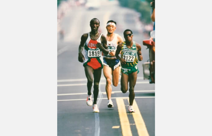1996年アトランタ五輪男子マラソン。エリック・ワイナイナがトップ争いの末銅メダルに。（写真提供：フォート・キシモト）