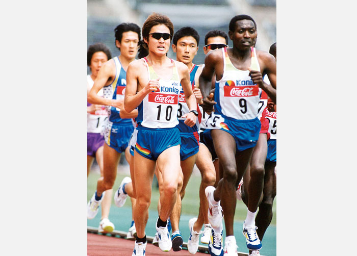坪田智夫は2002年日本選手権10000mで優勝。